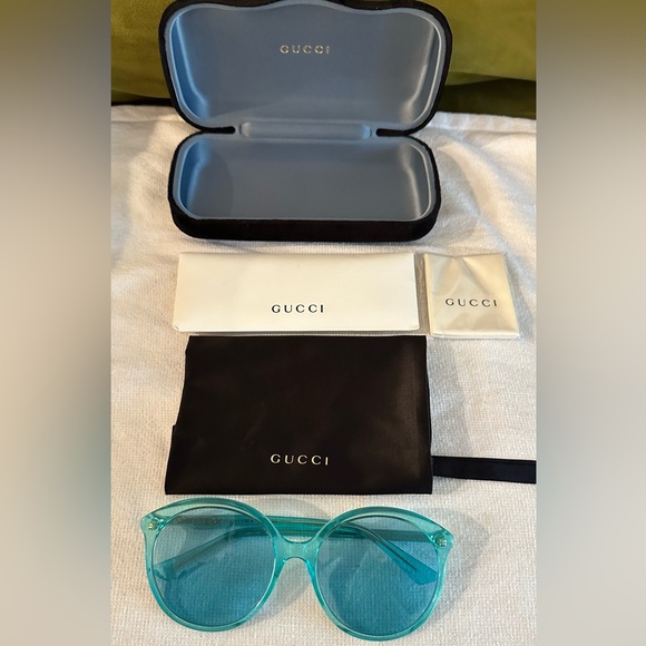 GUCCI
59MM Teal Round Acetate Sunglasses - Picture 14 of 15